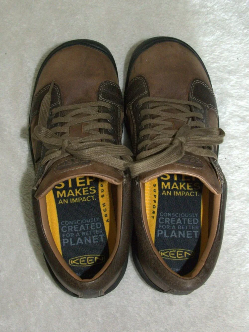 KEEN Austin Men's Casual Shoes Brown Leather size 10